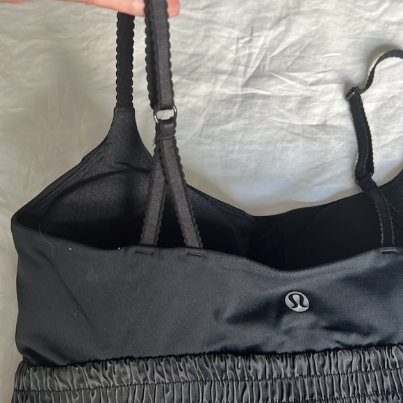 Lululemon Lululemon Bliss tank, size 4 - Picture 5 of 11